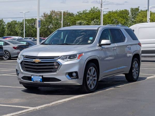 Chevrolet Traverse with VIN: 1GNEVJKW2JJ243441