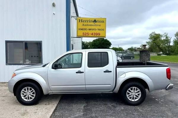 2018 Nissan Frontier SV  Crew Cab