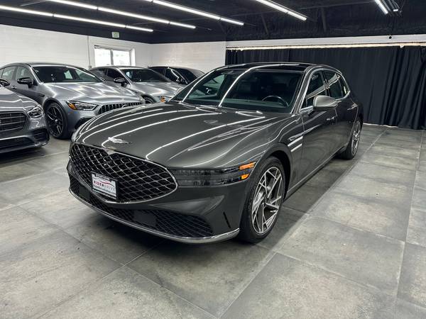 Genesis G90 with VIN: KMTFB4SDXPU027559