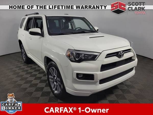 Toyota 4Runner with VIN: JTEAU5JR7R5305395
