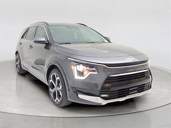 Kia Niro with VIN: KNDCR3LE2P5079440