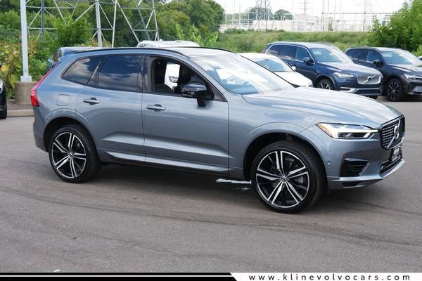 2021 Volvo XC60 Recharge Plug-In Hybrid T8 R-Design