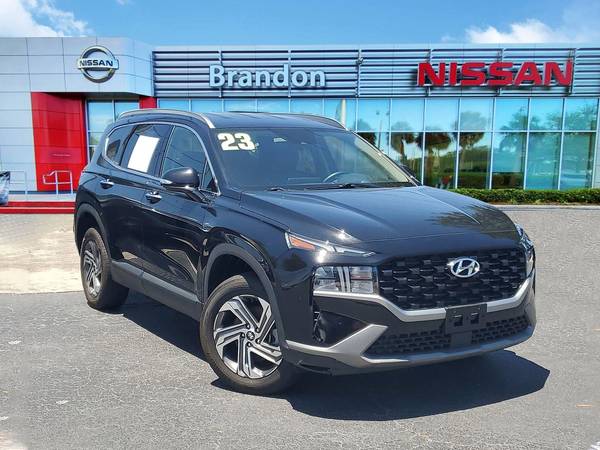 Hyundai Santa Fe with VIN: 5NMS2DAJ1PH628631