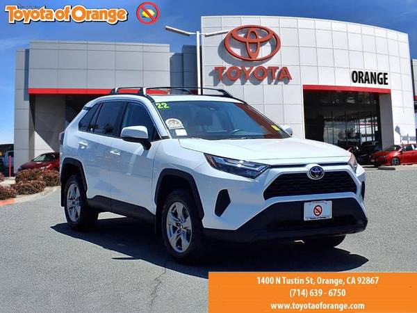 Toyota RAV4 with VIN: 2T3W1RFV8NC210056