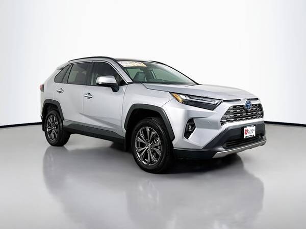 Toyota RAV4 Hybrid with VIN: 4T3D6RFV2PU139429