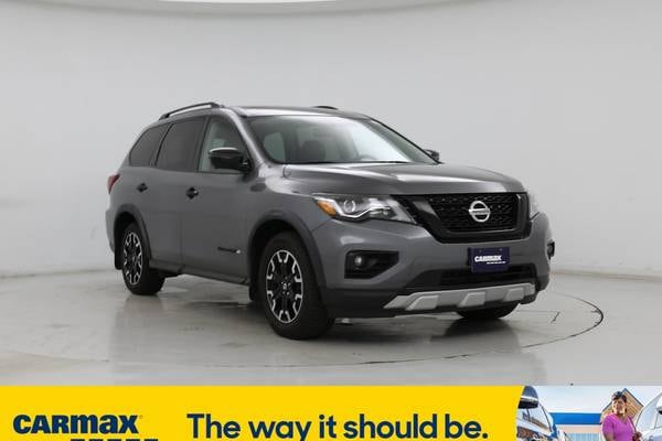 2020 Nissan Pathfinder SL