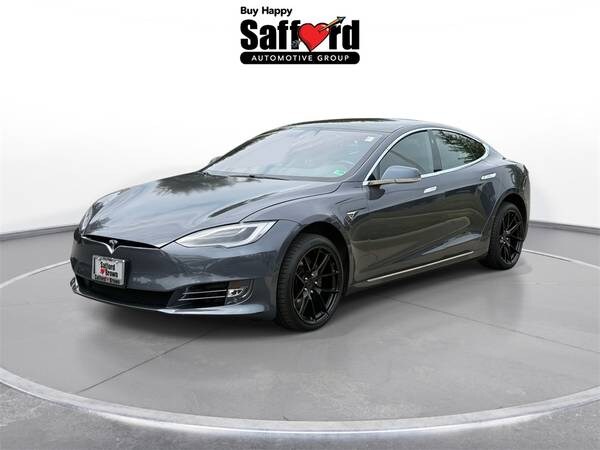 Tesla Model S with VIN: 5YJSA1E29MF424418