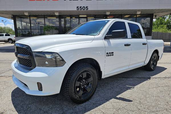 2017 Ram 1500 Express  Crew Cab