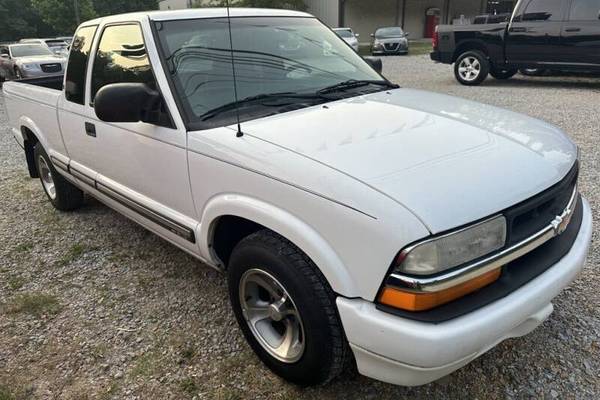 2001 Chevrolet S-10 LS Extended Cab