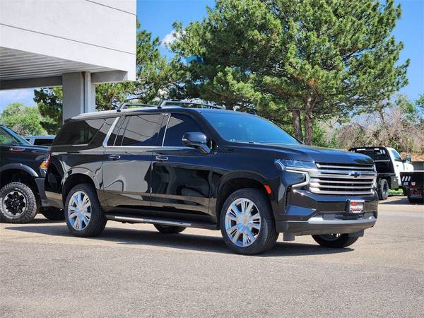 Chevrolet Suburban with VIN: 1GNSKGKL2MR374430