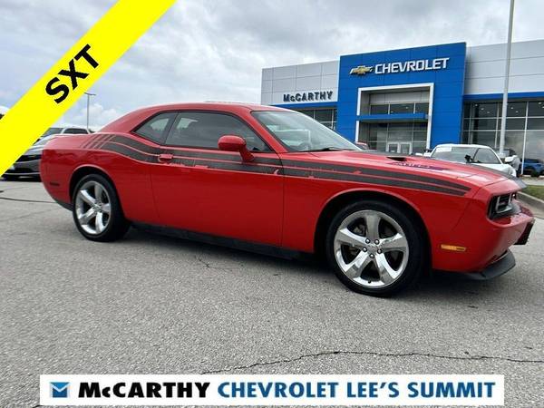 Dodge Challenger with VIN: 2C3CDYAG5EH234248