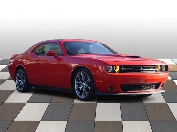 Dodge Challenger with VIN: 2C3CDZJGXNH171279