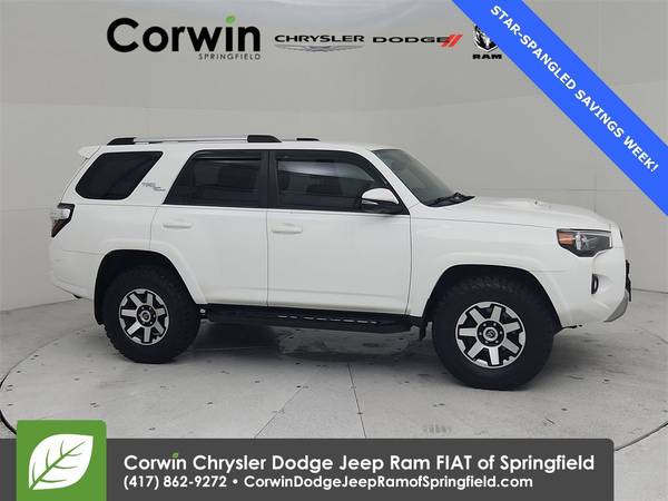 Toyota 4Runner with VIN: JTEBU5JR0J5511943