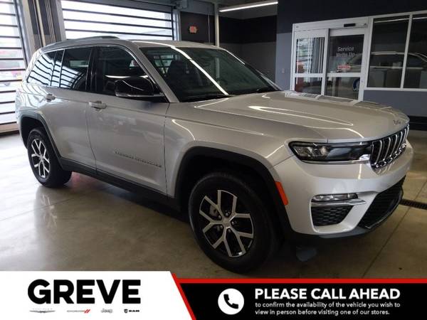 Jeep Grand Cherokee with VIN: 1C4RJHBG5PC643143