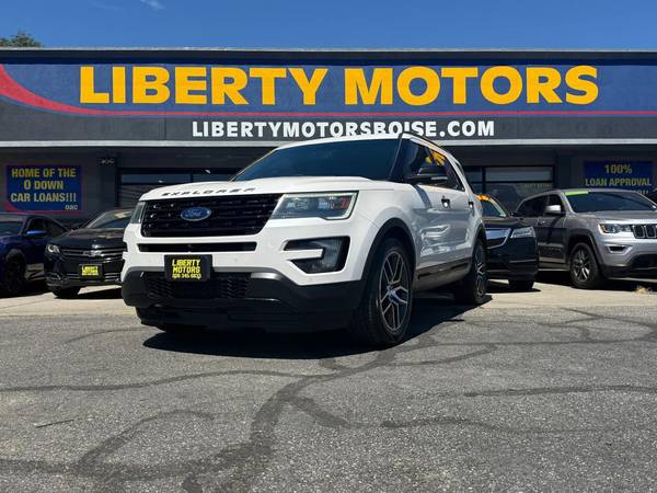 Ford Explorer with VIN: 1FM5K8GT3GGB53080
