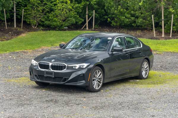BMW 3 Series with VIN: 3MW89FF06R8D88788