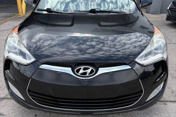 2016 Hyundai Veloster w/Black Interior Hatchback