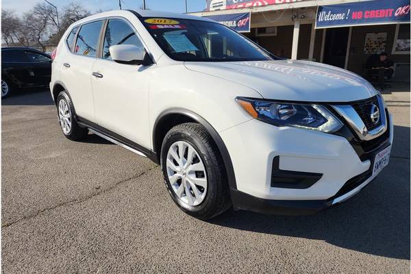 2017 Nissan Rogue S