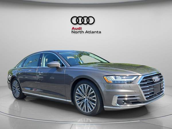 Audi A8 with VIN: WAU8DAF84KN017378