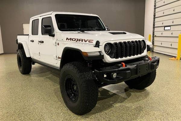 2024 Jeep Gladiator Mojave X  Crew Cab