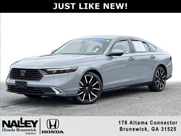 Honda Accord with VIN: 1HGCY2F83RA059163