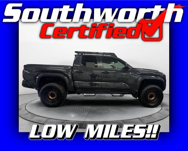 Toyota Tacoma with VIN: 3TMLB5JN2RM040928