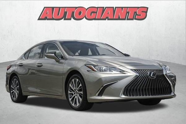 Lexus ES 350 with VIN: 58ABZ1B14KU021010