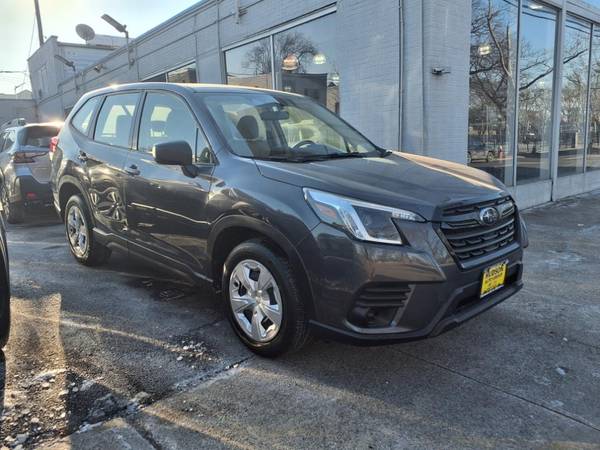 Subaru Forester with VIN: JF2SKAAC7NH452961