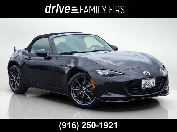 Mazda MX-5 Miata with VIN: JM1NDAC77G0101426