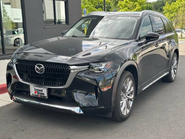 Mazda CX-90 with VIN: JM3KKDHD1R1148478