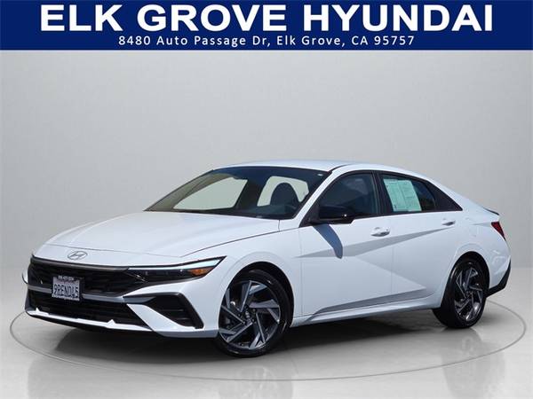 Hyundai Elantra Hybrid with VIN: KMHLM4DJ1SU130727