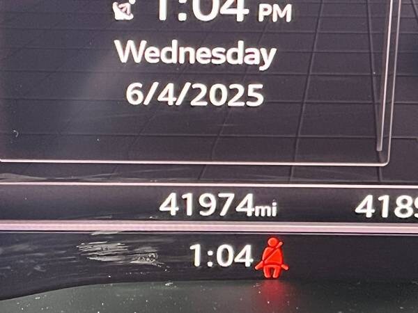 Audi A4 with VIN: WAUENAF40KA109107