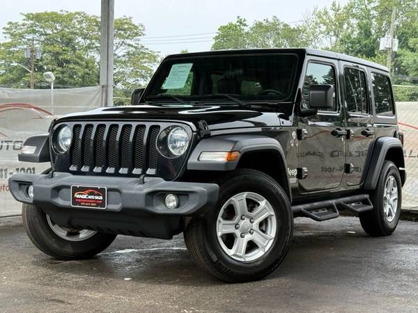 Jeep Wrangler with VIN: 1C4HJXDG2KW641618