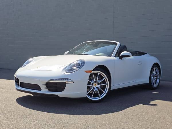 Porsche 911 with VIN: WP0CA2A99ES140093