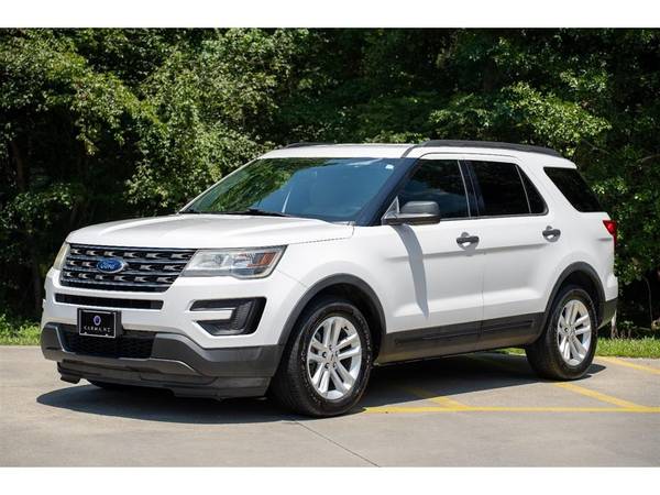 Ford Explorer with VIN: 1FM5K7B88HGC78137
