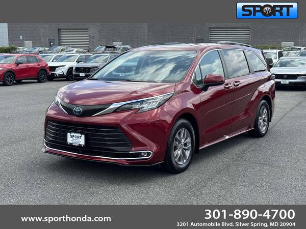 Toyota Sienna with VIN: 5TDYSKFC4NS069465