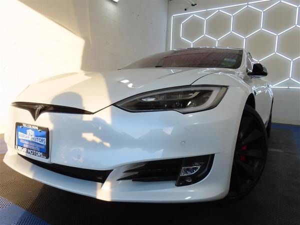 Tesla Model S with VIN: 5YJSA1E45HF228967