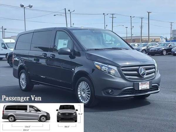 Mercedes-Benz Metris with VIN: W1WV0FEY0P4365986