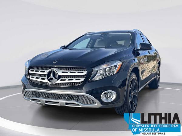 Mercedes-Benz GLA-Class with VIN: WDCTG4EB6KU015179