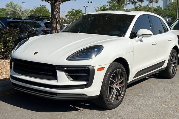 2022 Porsche Macan S