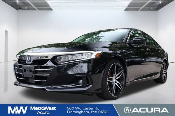 Honda Accord Hybrid with VIN: 1HGCV3F92NA000395