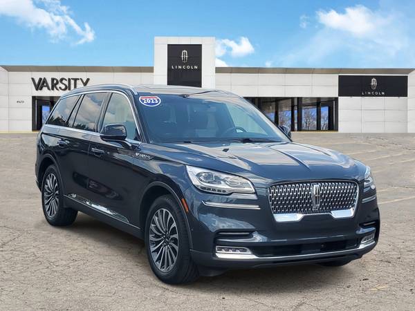Lincoln Aviator with VIN: 5LM5J7XC5PGL03894