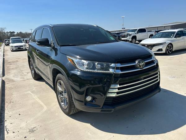 Toyota Highlander with VIN: 5TDDZRFH7JS844124