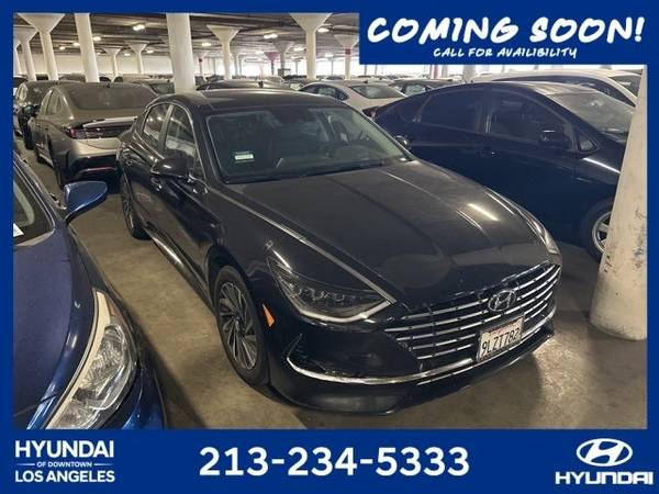 Hyundai Sonata Hybrid with VIN: KMHL54JJ9PA082789