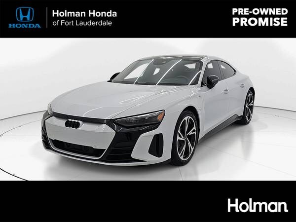 Audi e-tron GT with VIN: WAUCJBFW7R7000676