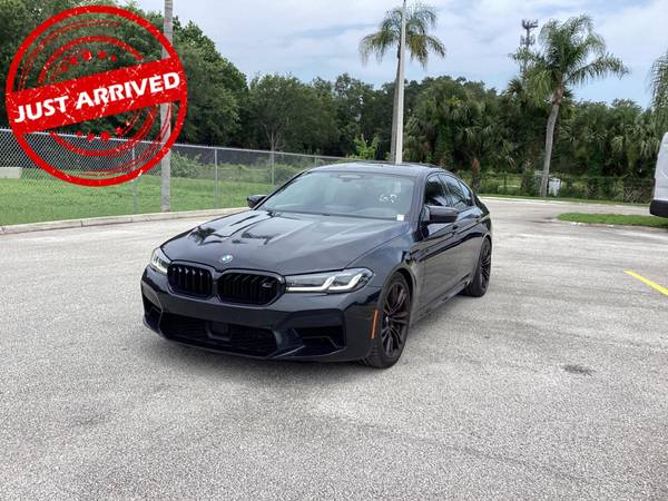 BMW M5 with VIN: WBS83CH01NCJ51167