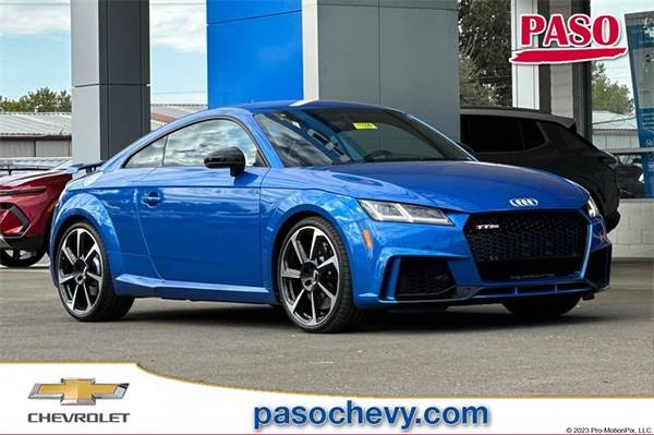 Audi TT RS with VIN: WUACSAFV7J1902966