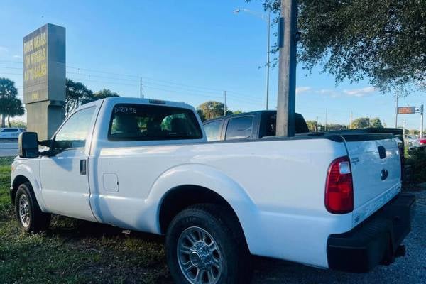 2013 Ford F-350 Super Duty XLT  Regular Cab