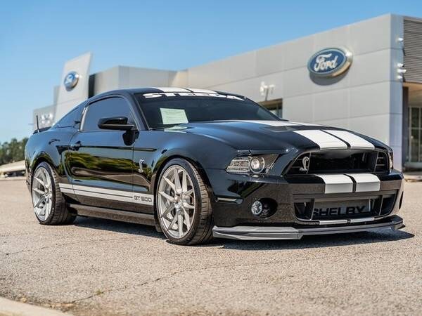Ford Shelby GT500 with VIN: 1ZVBP8JZ9E5275969