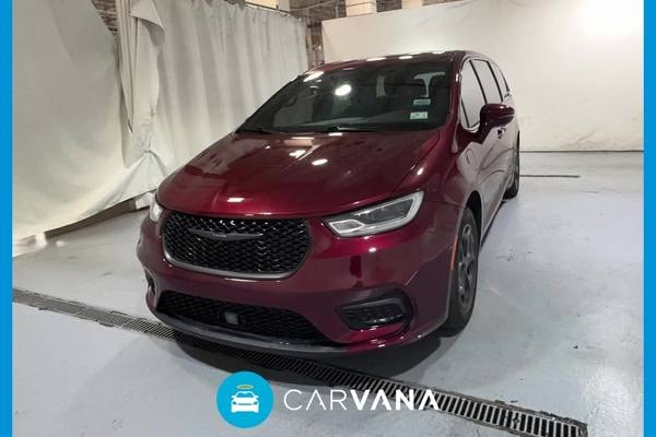 Certified 2022 Chrysler Pacifica Hybrid Touring L Plug-In Hybrid